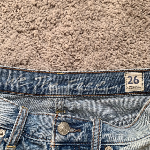 Free People Sofia Short Waves Denim Distressed shorts size 26 - Picture 11 of 12